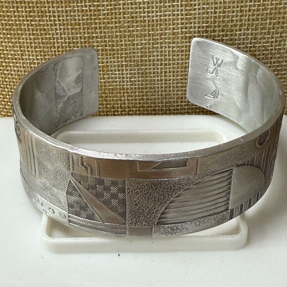 Silver Tone Cuff Bracelet Art Deco, Southwestern, Artisan, Hammered, Chunky - Picture 8 of 9